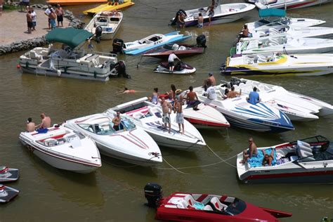 Enjoy Jet Ski and Boat Rentals for Fun on Lake Anna, VA